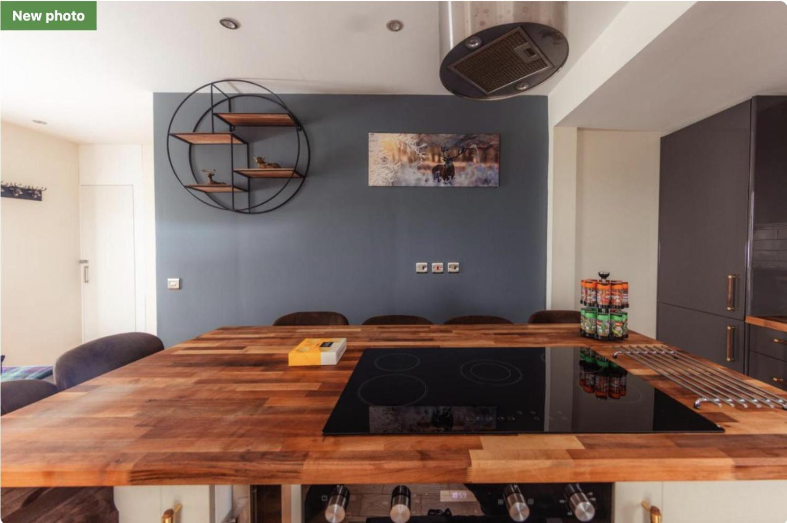 Luxury Cottage With Stunning Views Near Fairy Pools - School House 3 Carbost  Bagian luar foto